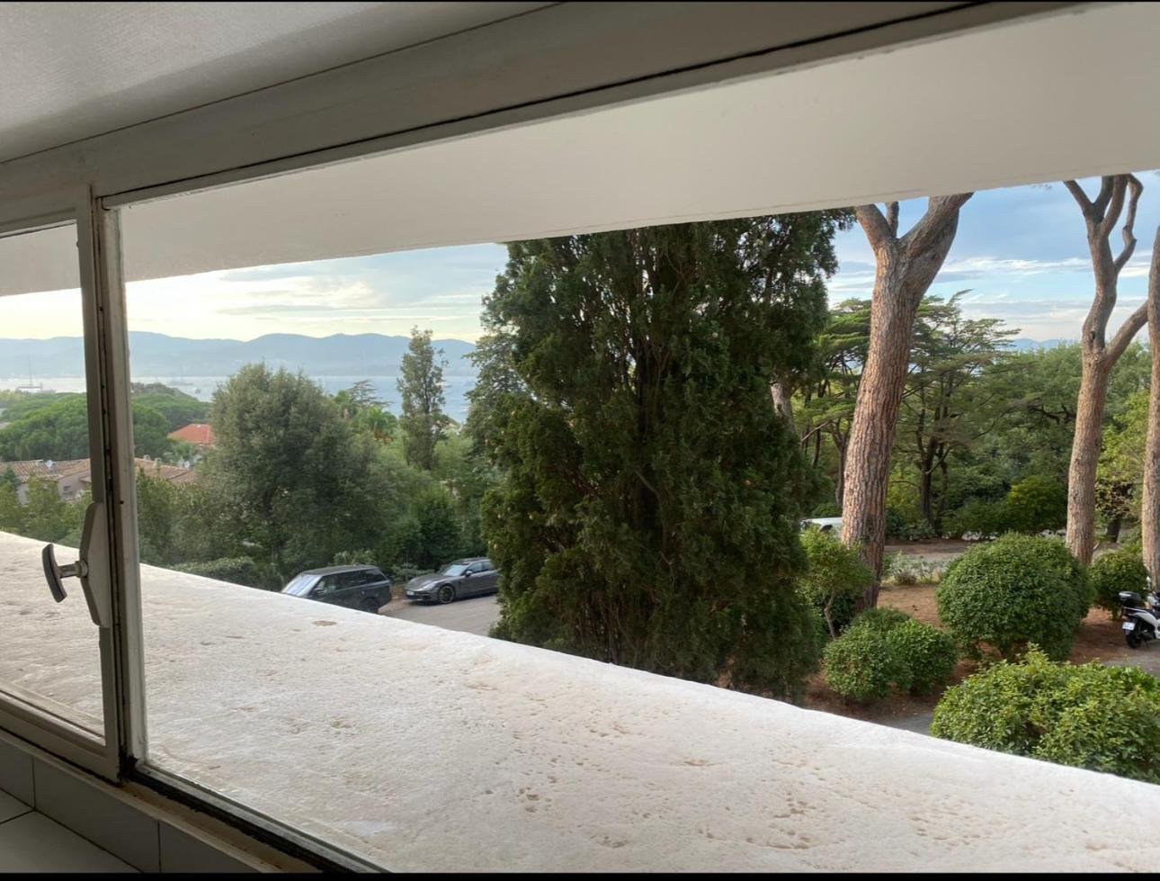 Elegant Studio Et Parking Dans Batiment Historique Saint-Tropez Exterior photo